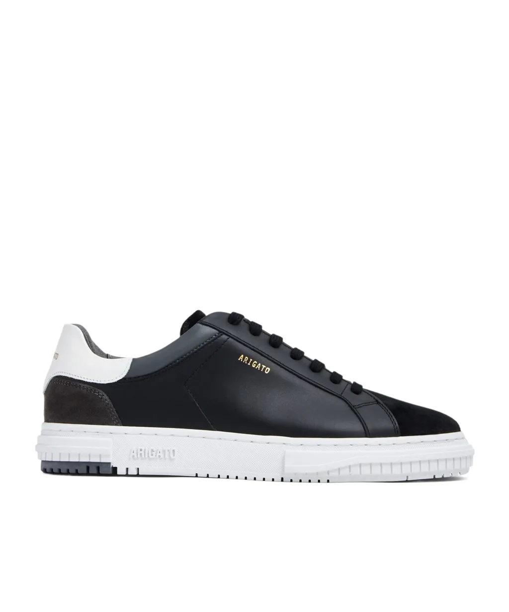 Round Head Low Top Sneakers