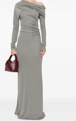 Single-Shoulder Flowing Long Dress