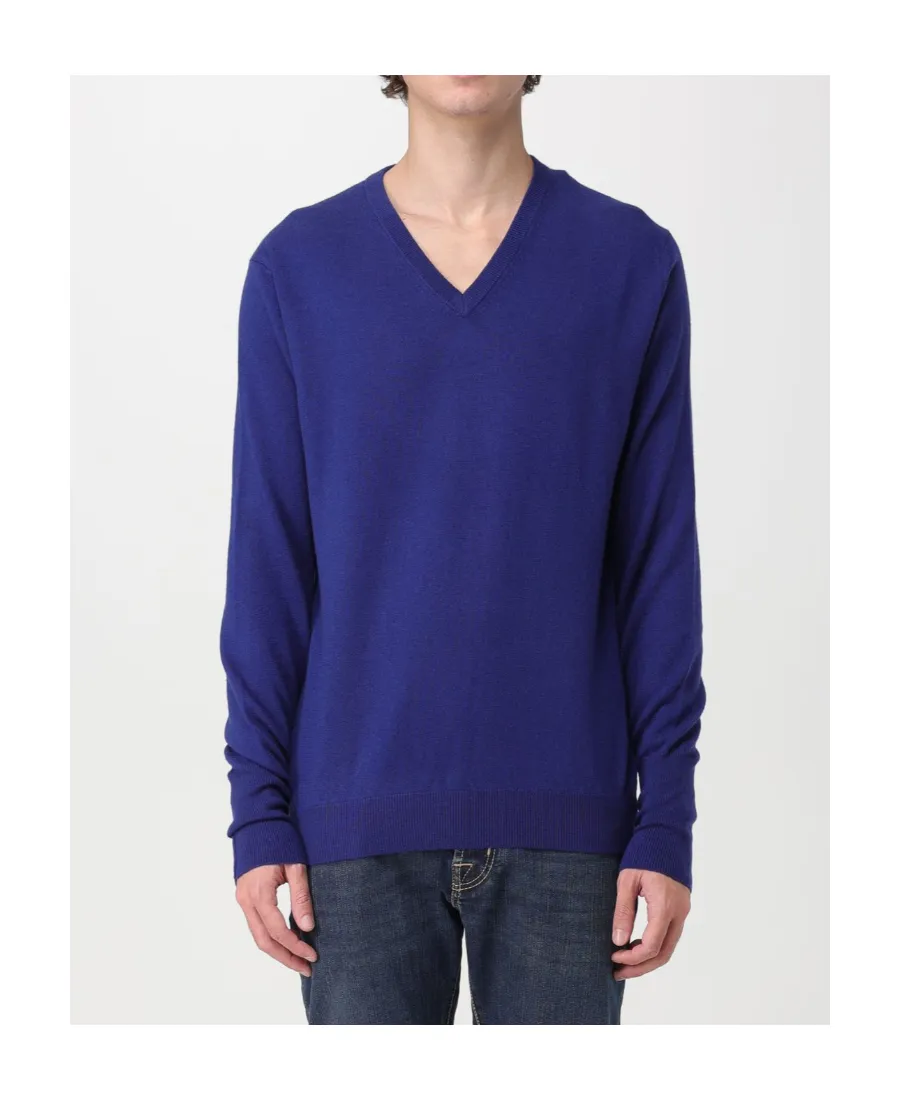V-Neck Cashmere Jumper