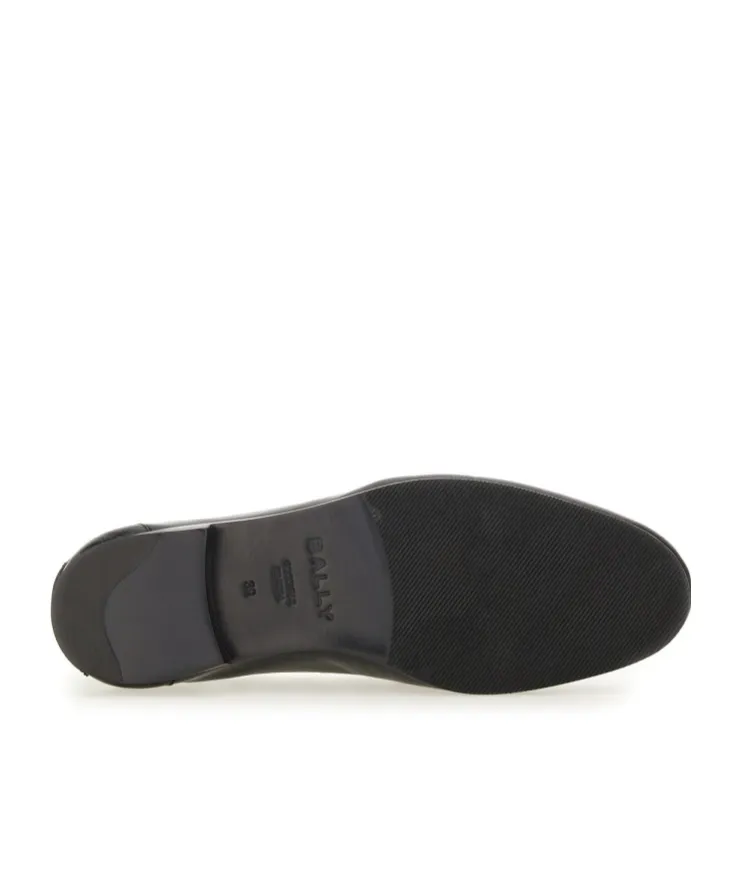 Pathy Laced Loafers In Smooth Leather