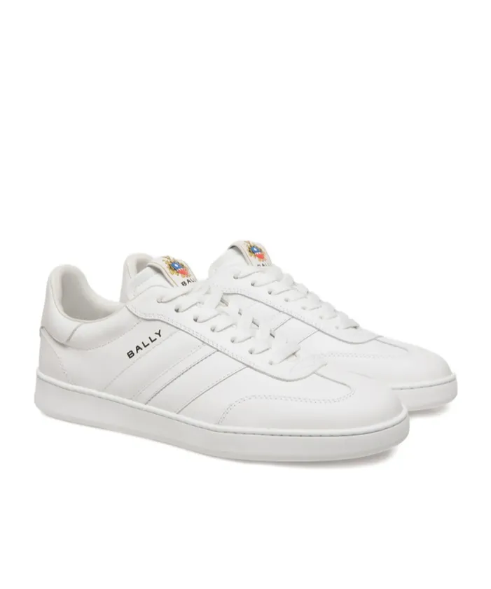 Retro Crest Sneakers