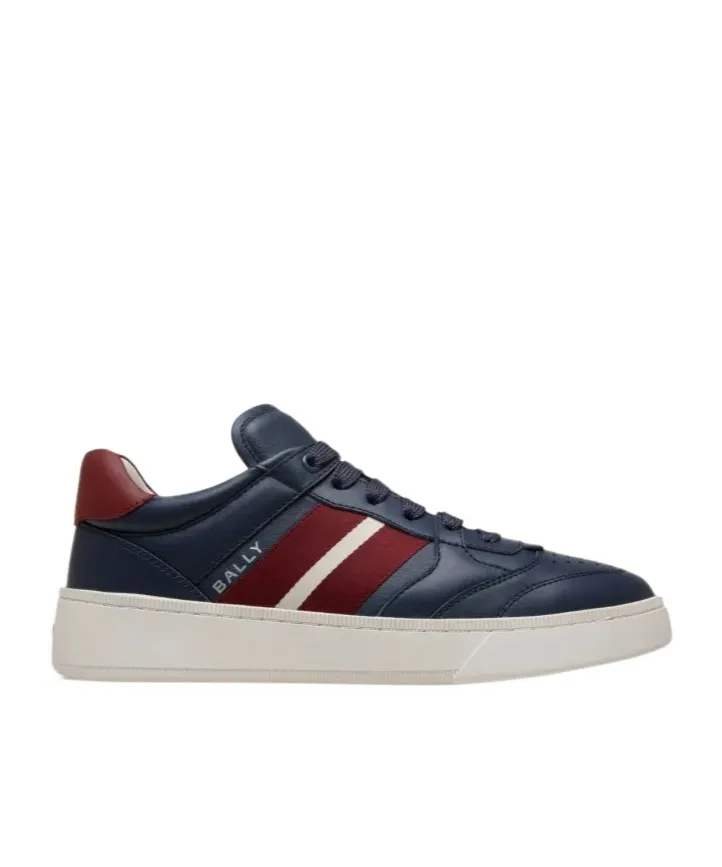 Lace-Up Skate Shoes