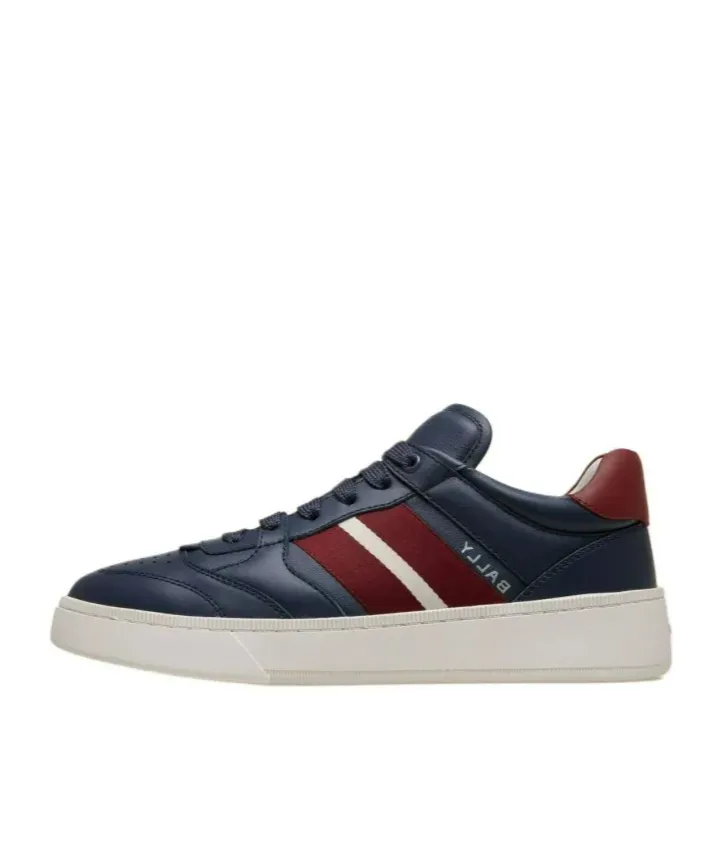 Lace-Up Skate Shoes