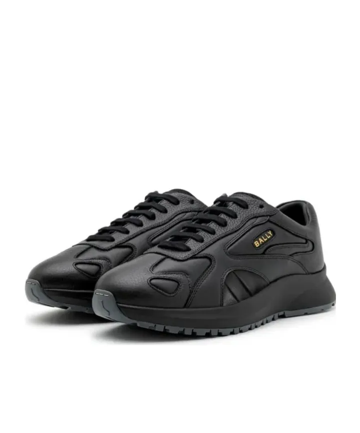 Outline Sneaker
