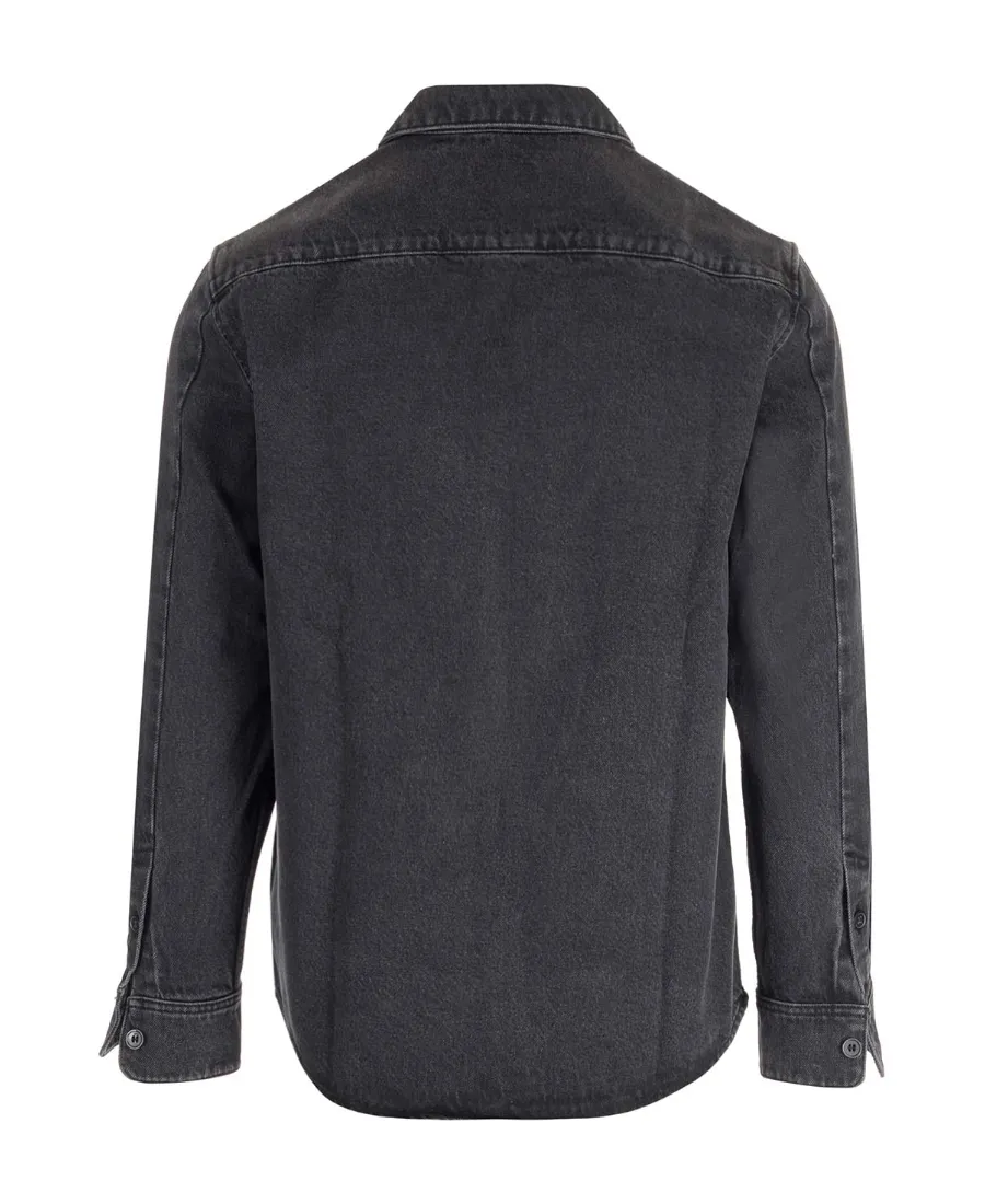 Long-Sleeved Buttoned Shirt