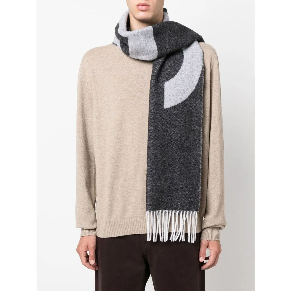 Logo Detailed Fringed Scarf