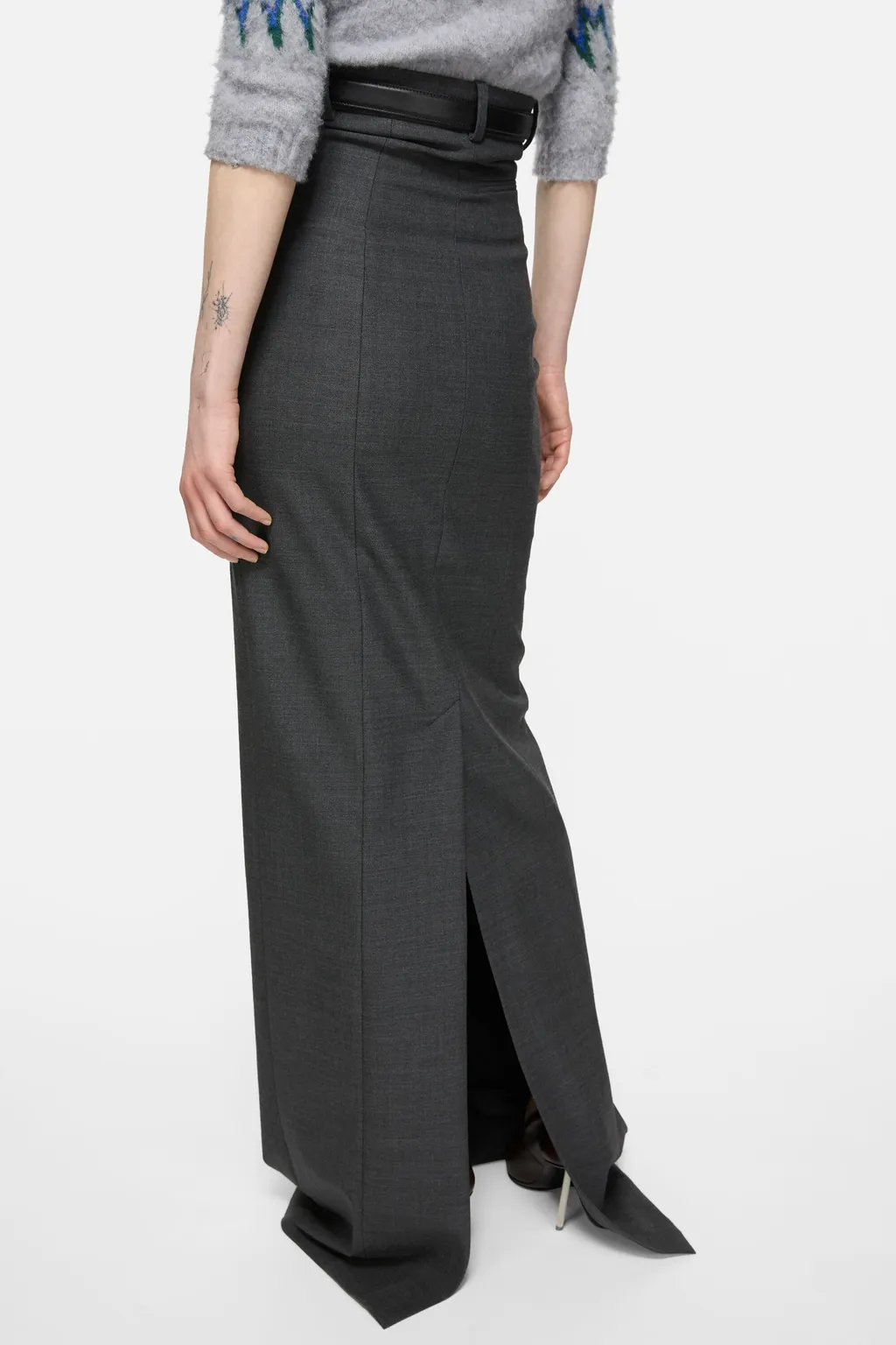 Slit-Detailed Skirt