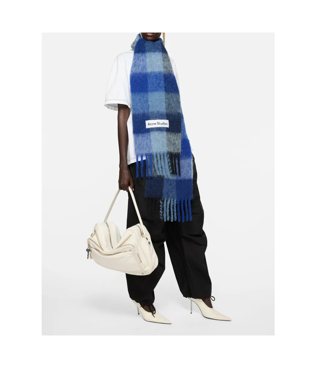 Checked Fringed-Edge Scarf