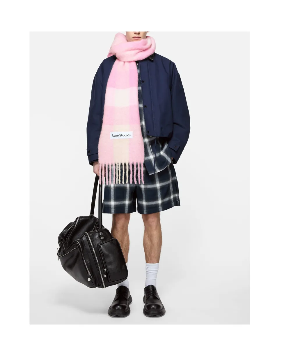 Logo Patch Checked Scarf