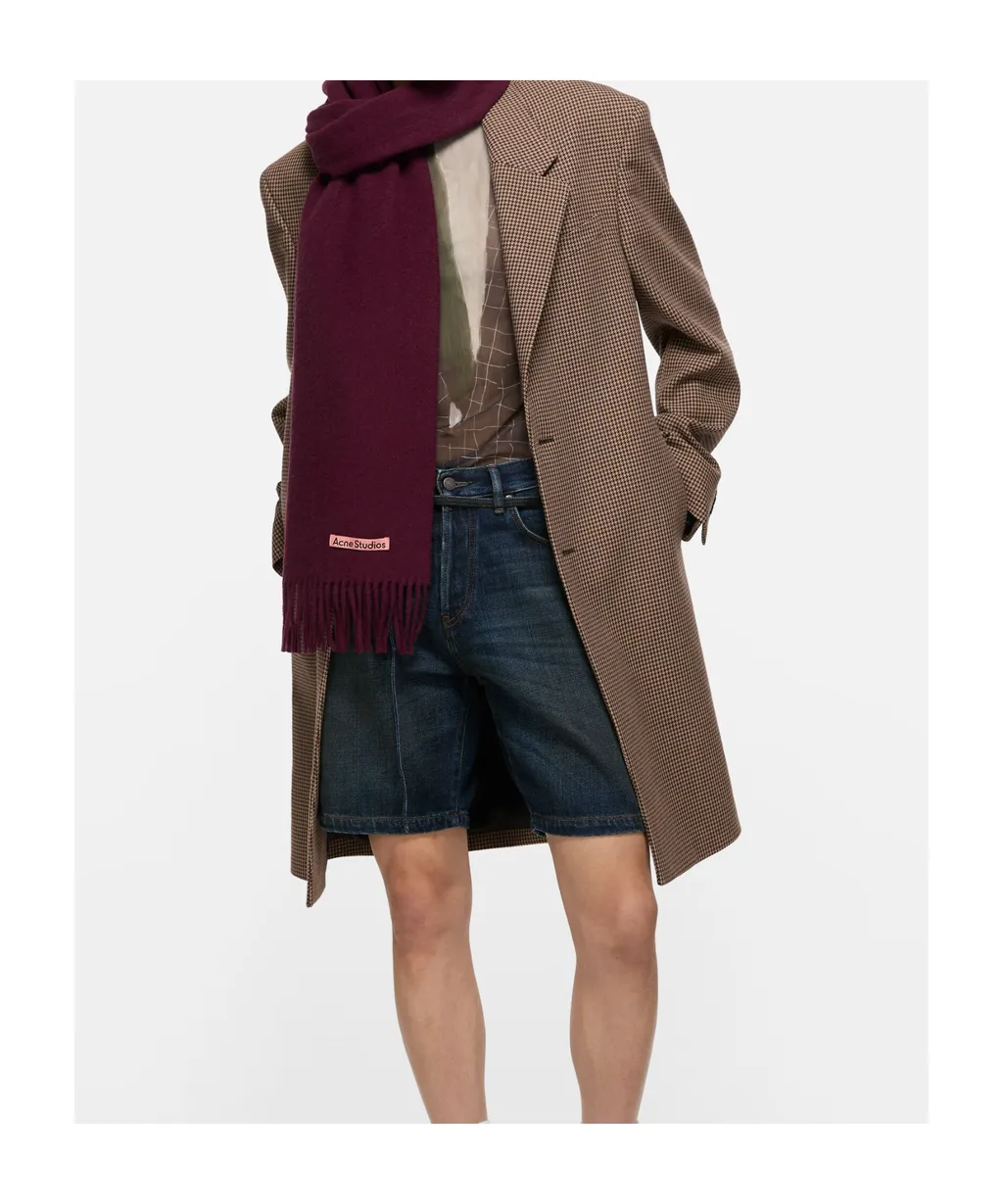 Logo Patch Fringed Scarf