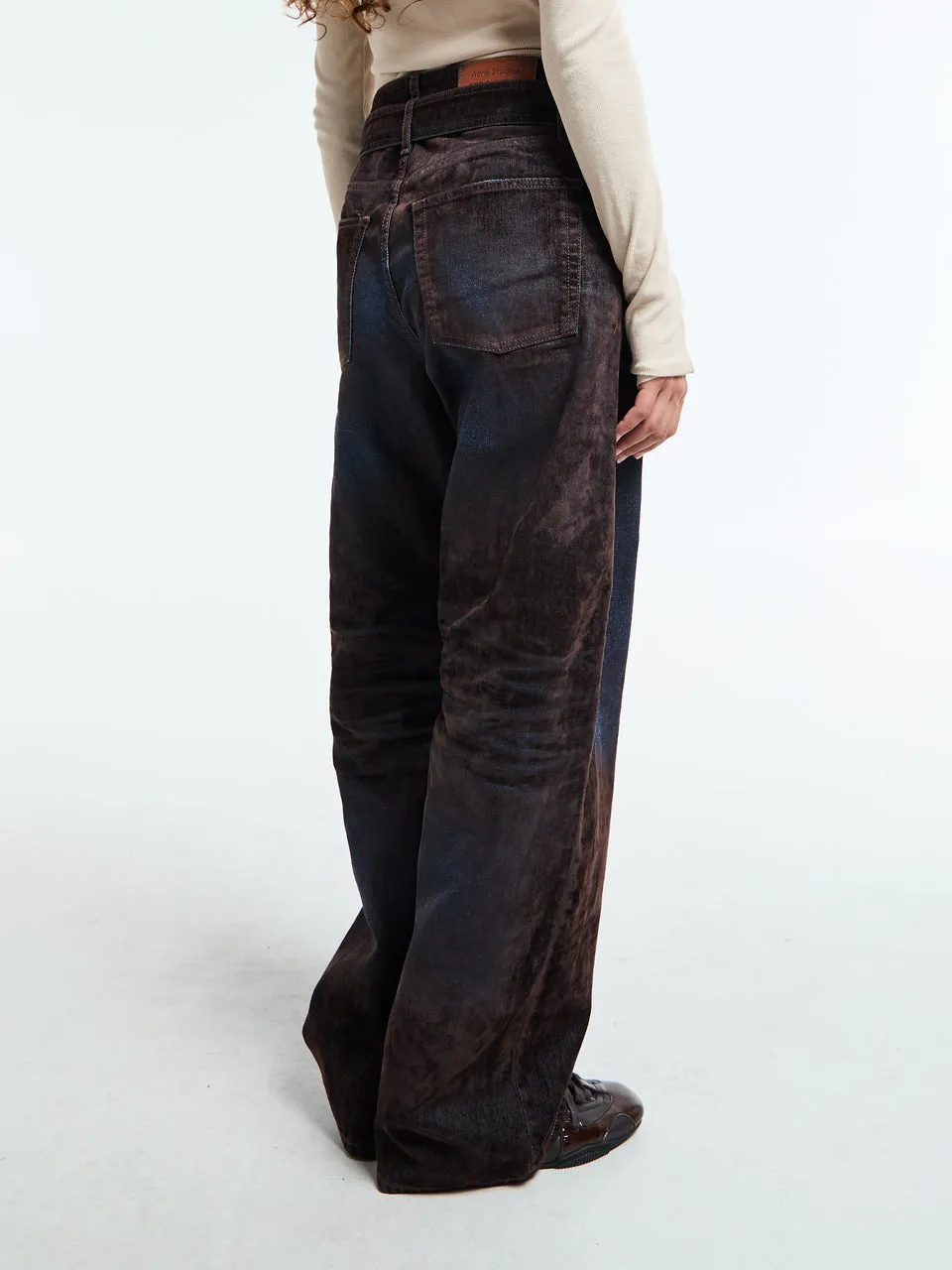 Belted Loose-Leg Jeans