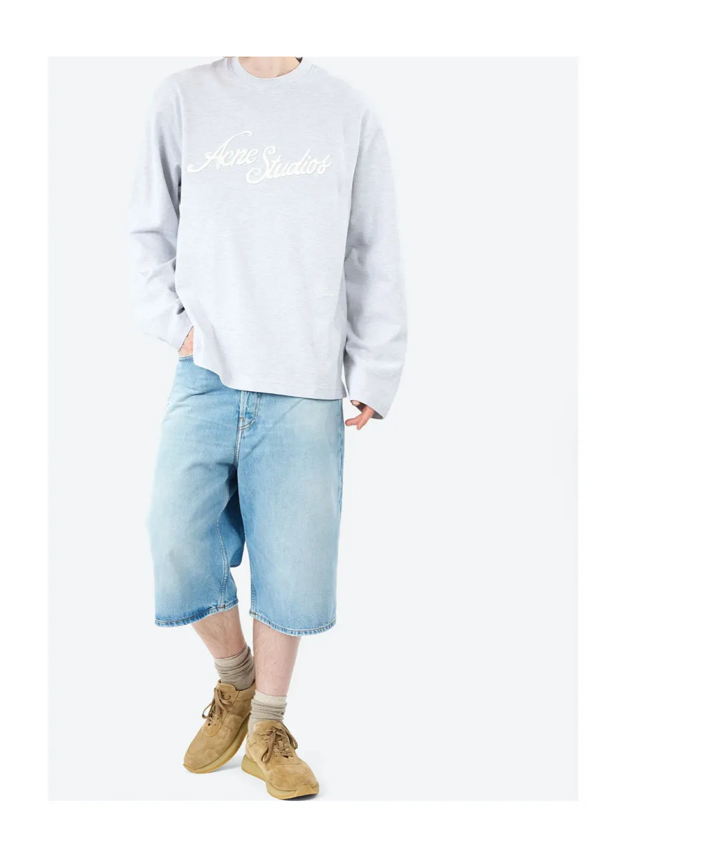 Long-Sleeved T-Shirt