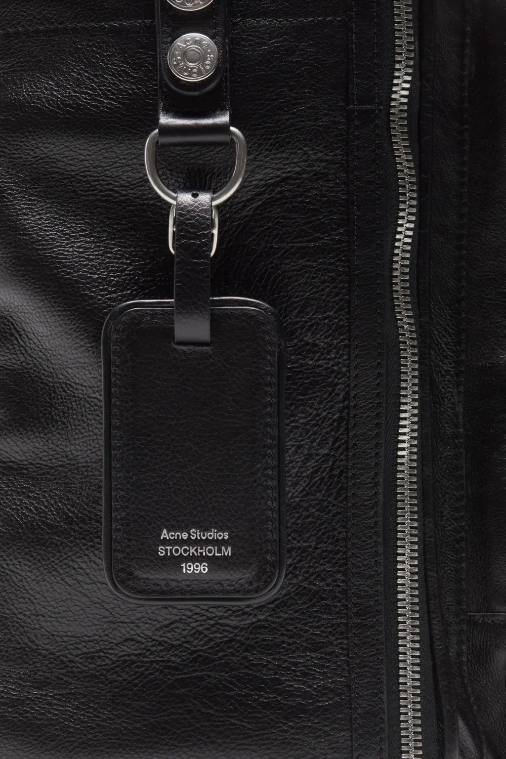 Zip-Fastening Leather Shoulder Bag