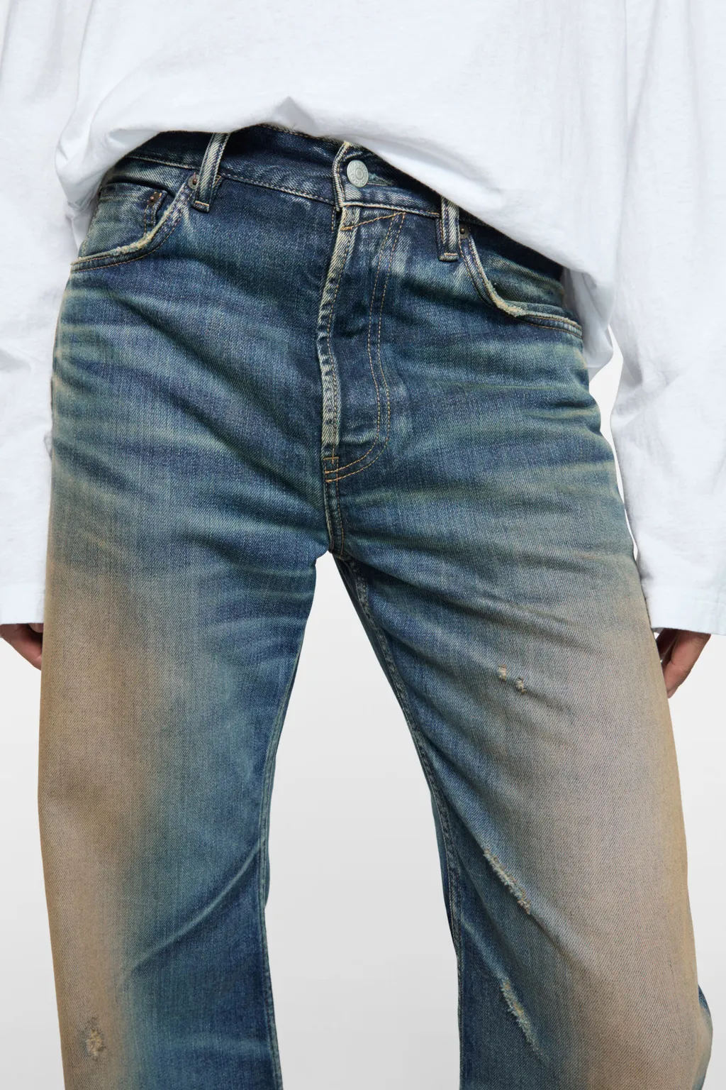 Loose-Fit Jeans