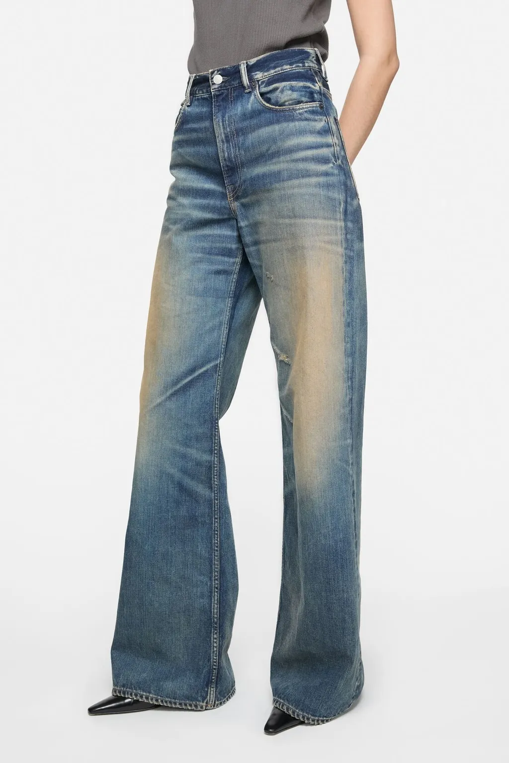 Relaxed Fit Jeans