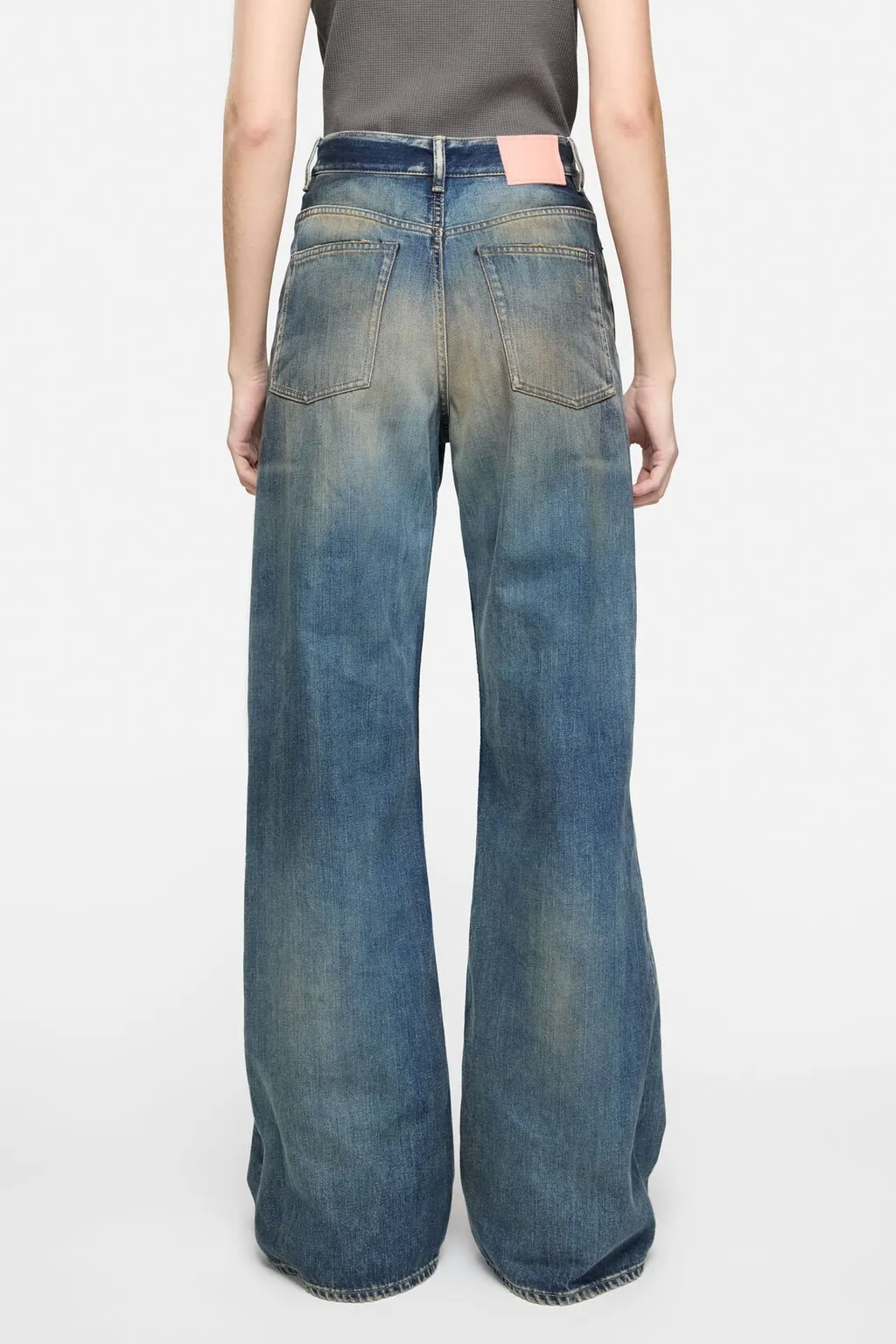 Relaxed Fit Jeans