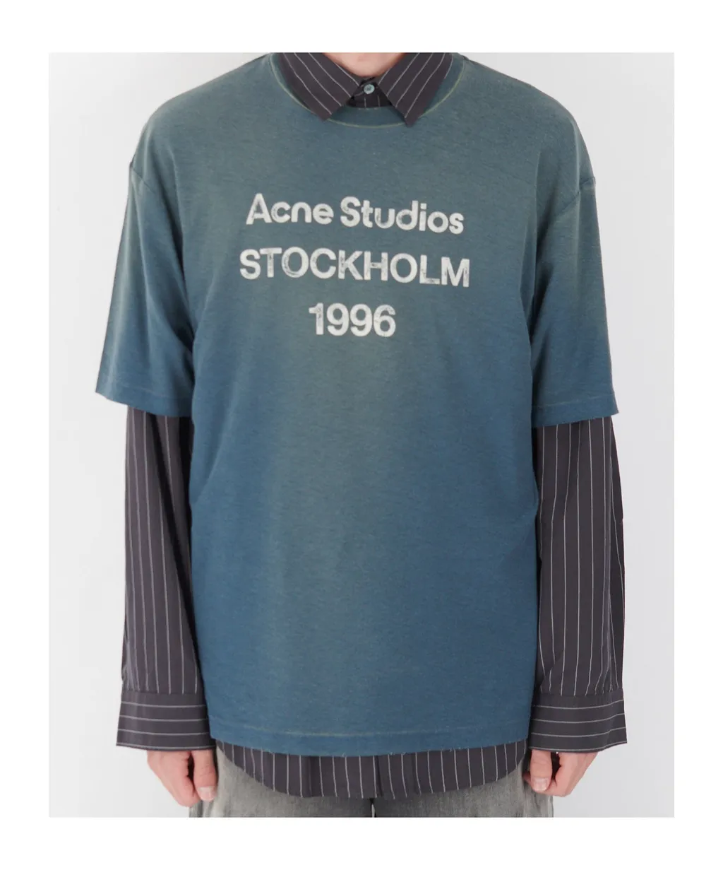 Short-Sleeved T-Shirt
