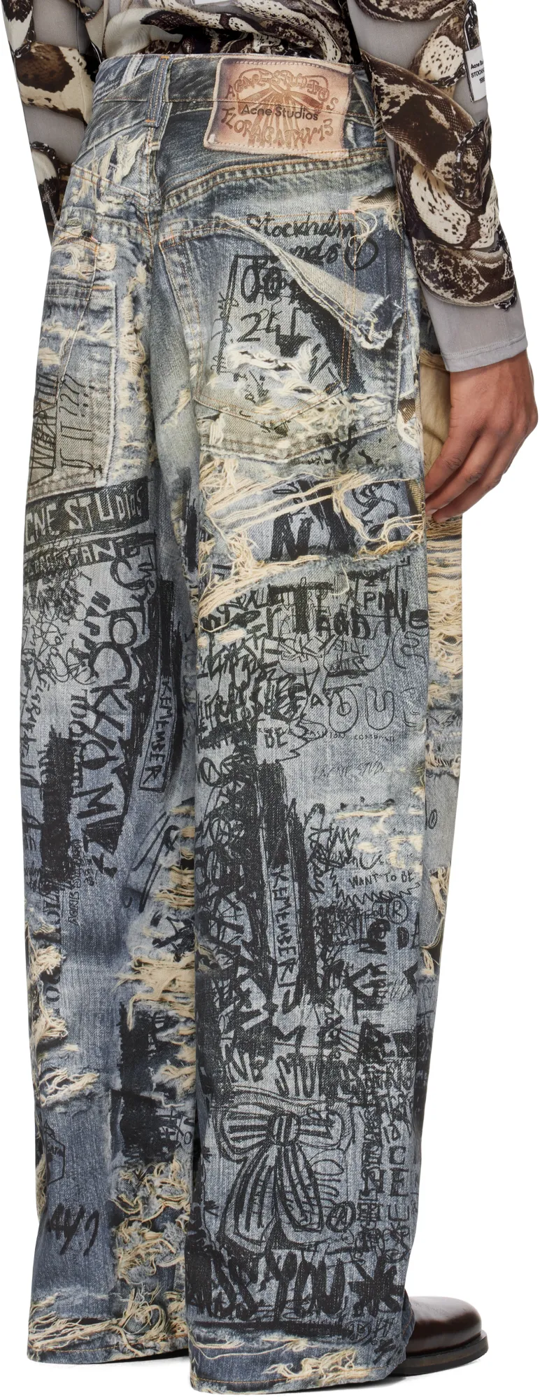 Wide-Leg Jeans