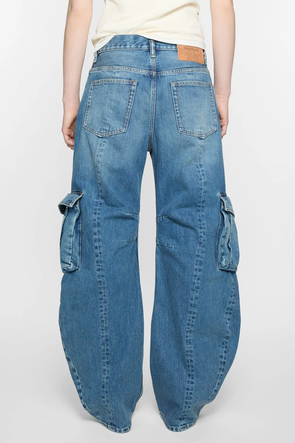 Gathered-Detailed Pocket Jeans