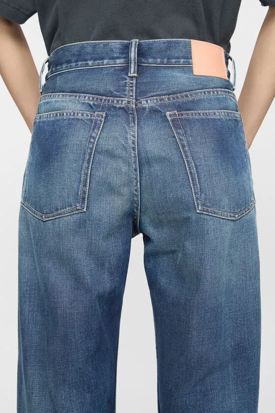Loose Fit Jeans