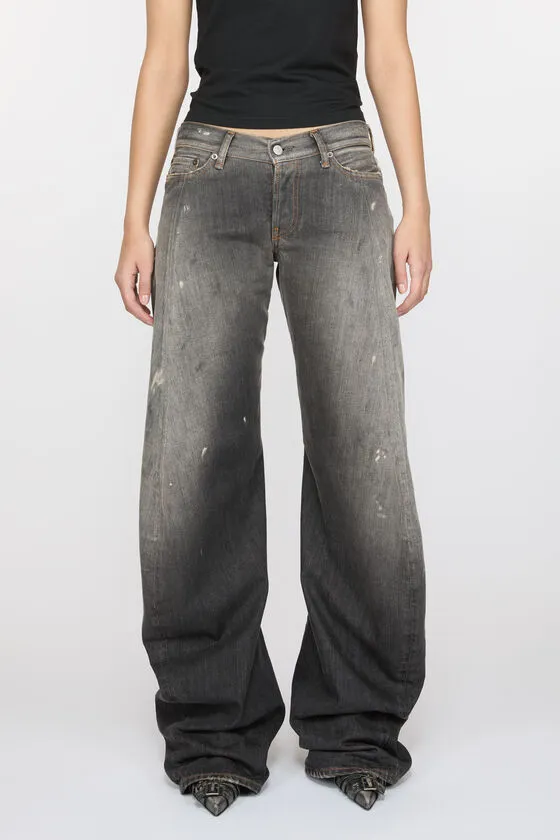 Loose Fit Jeans