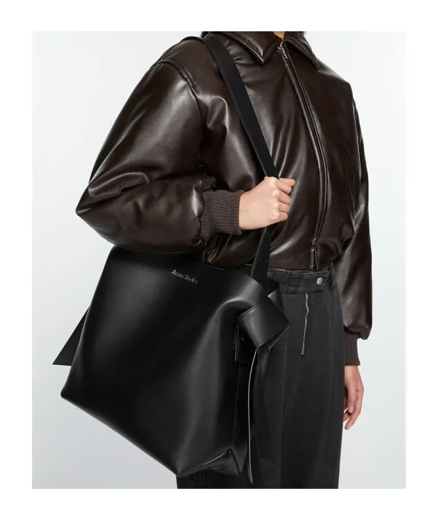 Musubi Midi Shoulder Bag