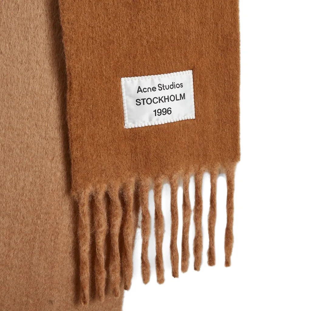 Logo Scarf