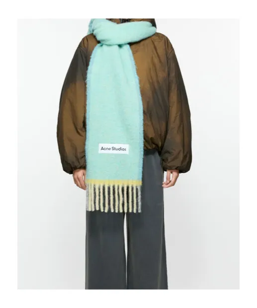 Logo Patch Fringed-Edge Scarf