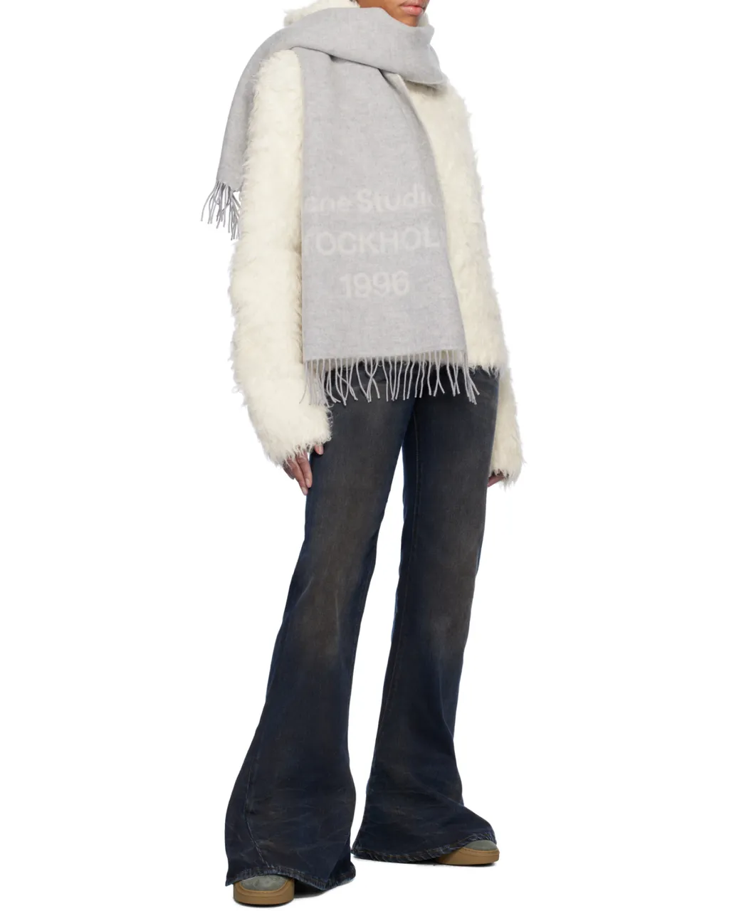 Logo Jacquard Fringed Scarf