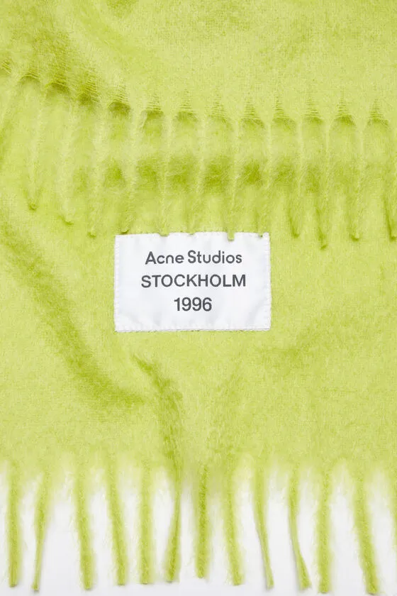 Classic Logo Patch Scarf