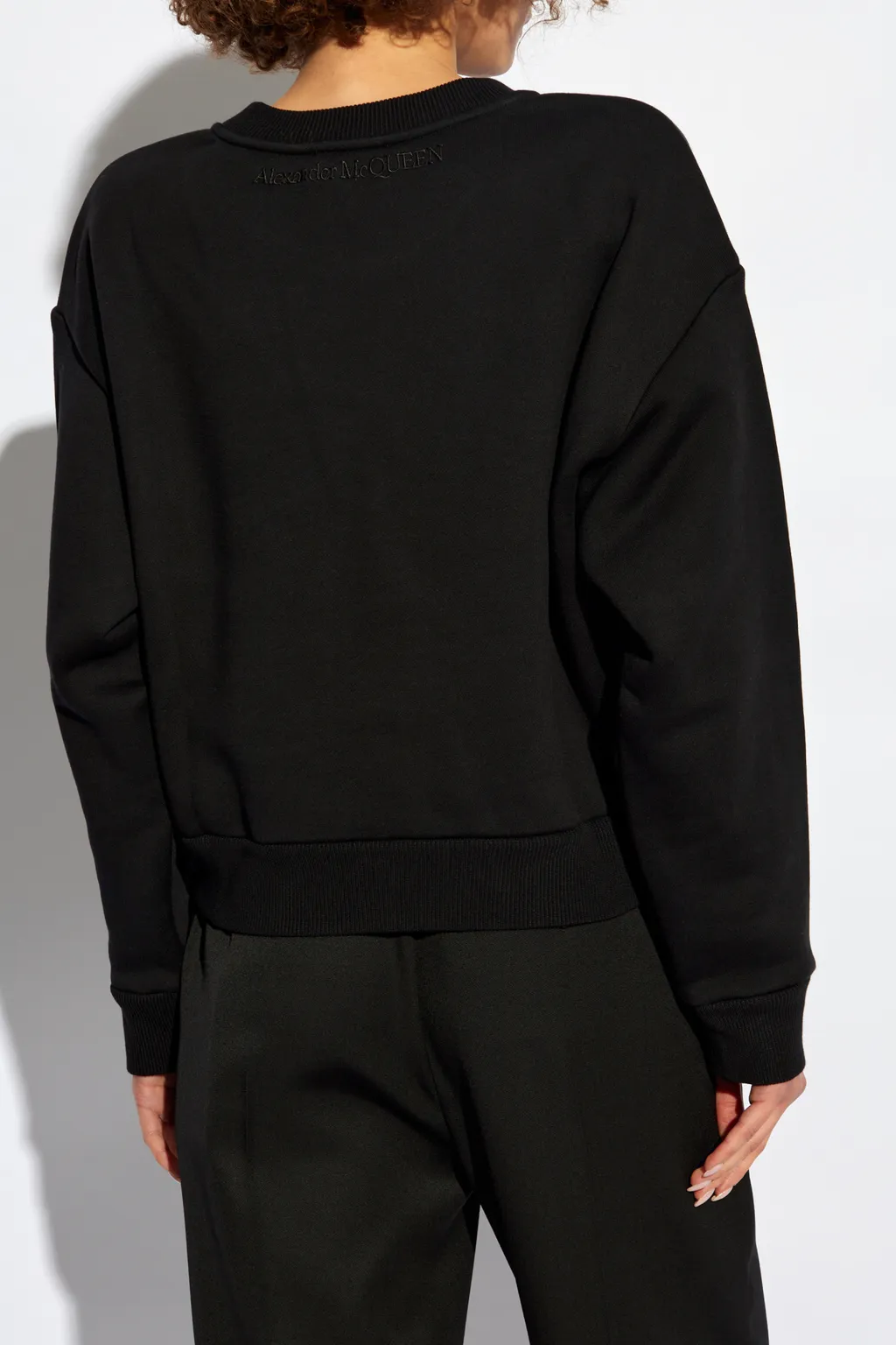 Cut-Out Detailed Crewneck Sweatshirt