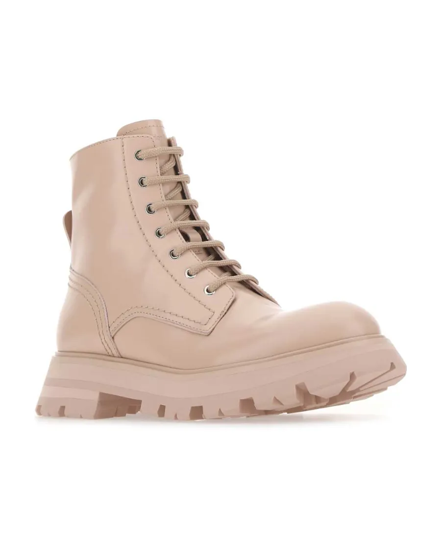 Wander Combat Boots