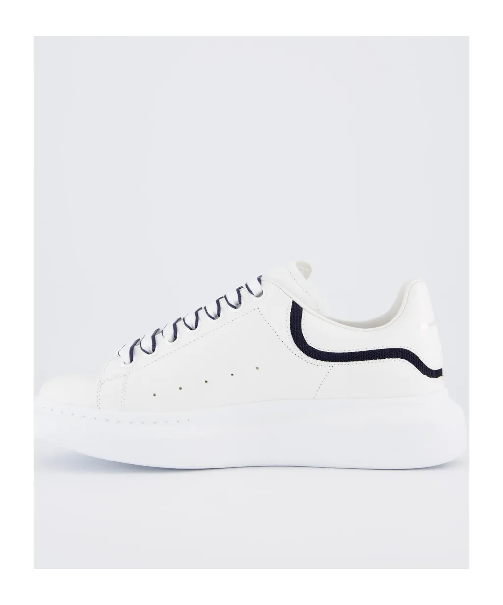 Larry Low-Top Sneakers