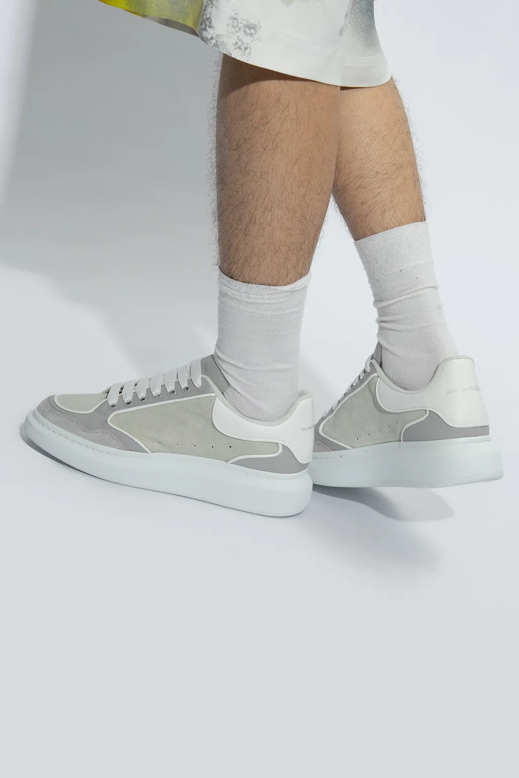 Larry Low-Top Sneakers