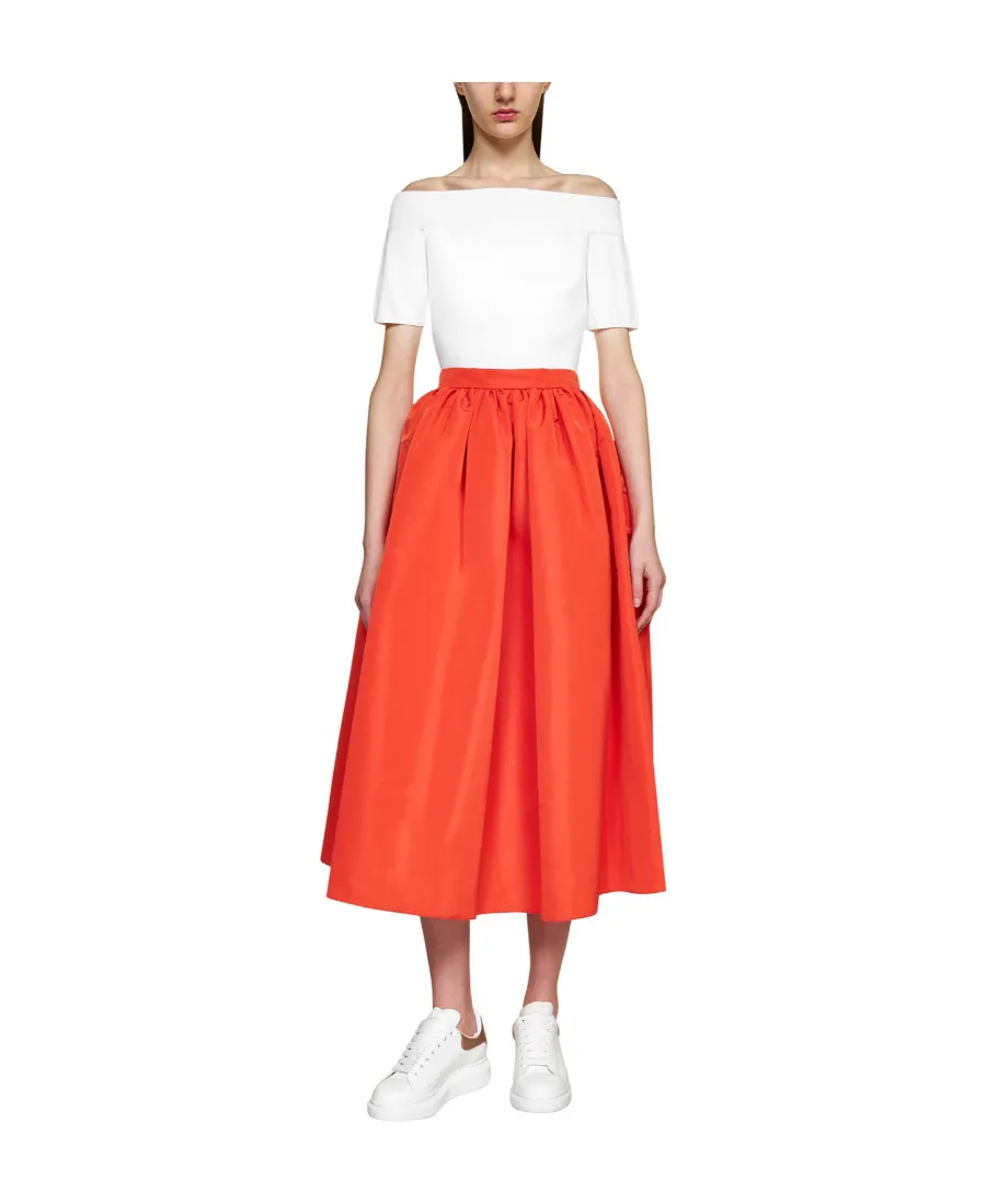 Off-Shoulder Short-Sleeved Top