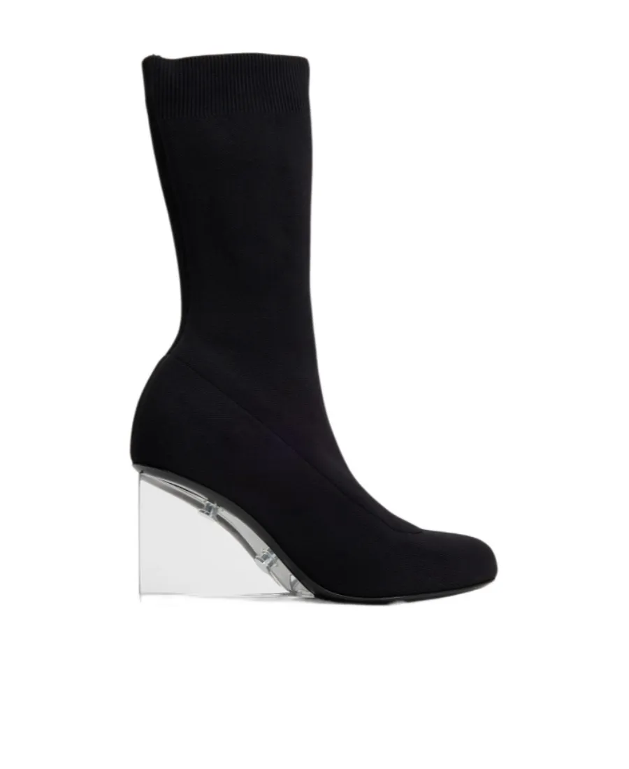 Knitted Round-Toe Boots