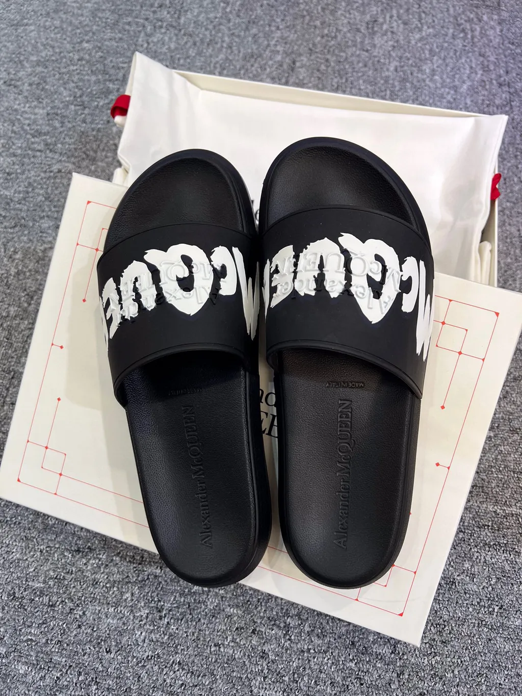 Grafitti Logo Printed Slip-On Slides