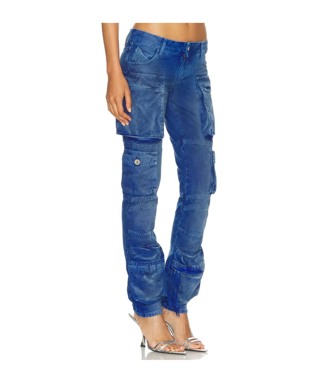 Low-Rise Pockets Jeans