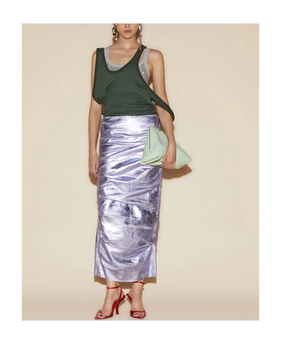Layered Asymmetric Top