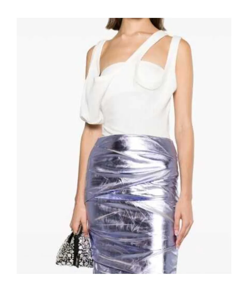 Layered Asymmetric Top