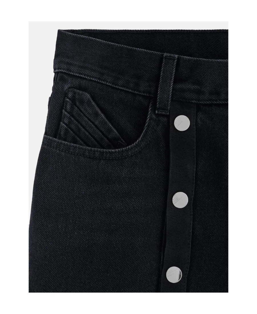 Snap Detailed Straight Leg Jeans