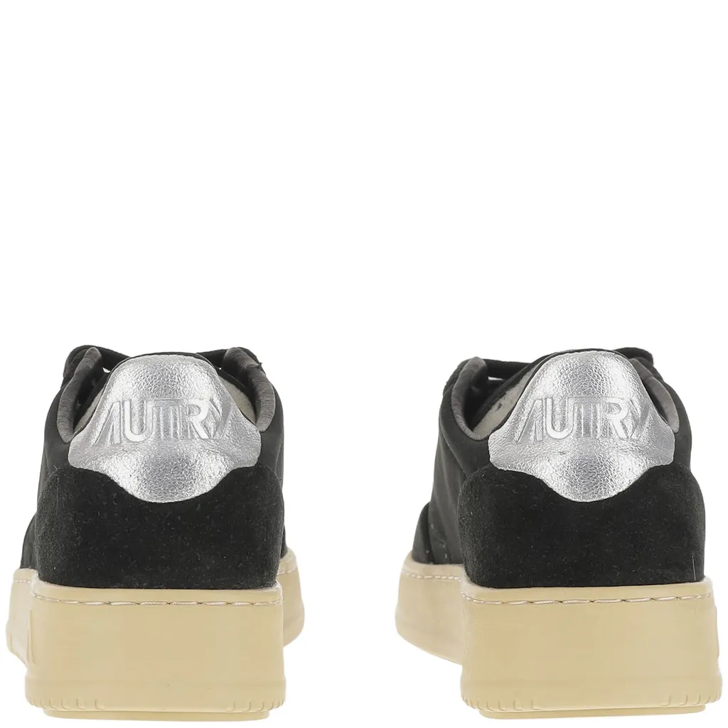 Medalist Low-Top Sneakers