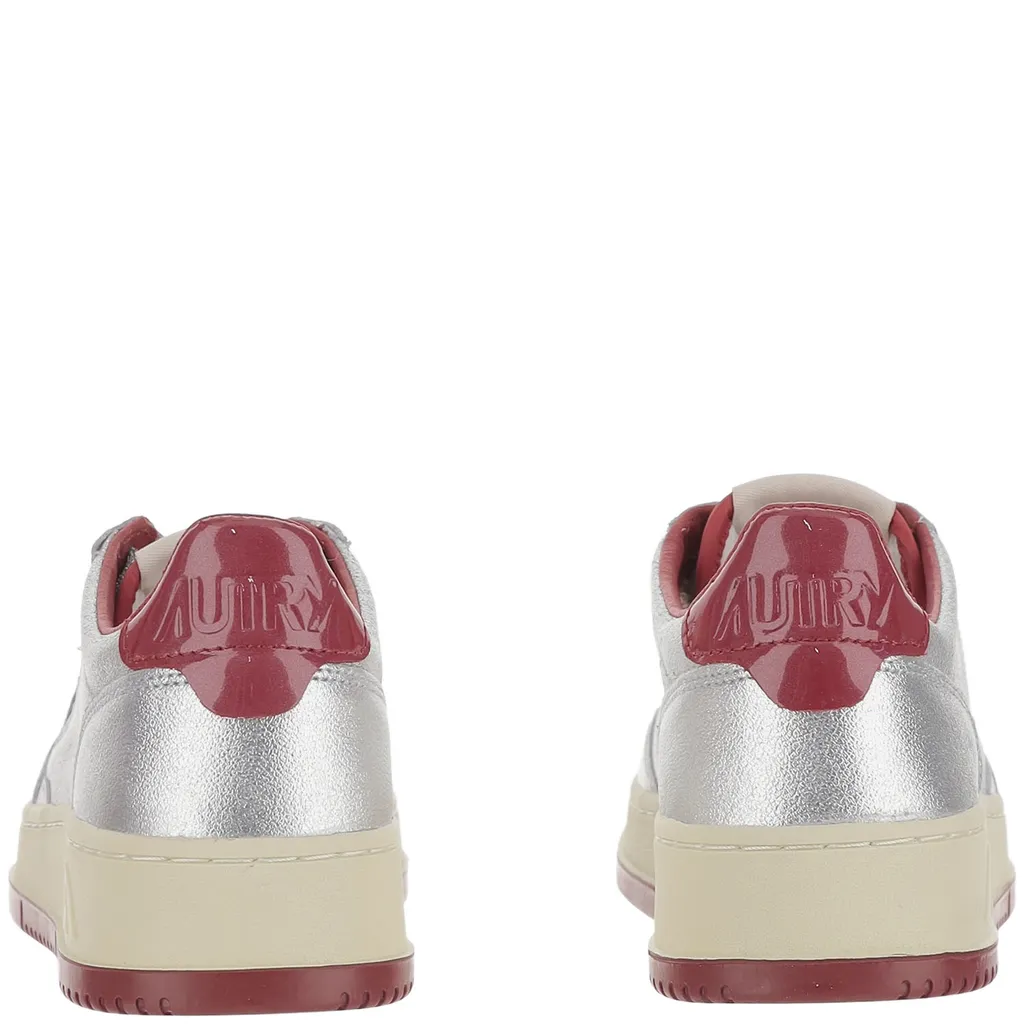 Medalist Low-Top Sneakers