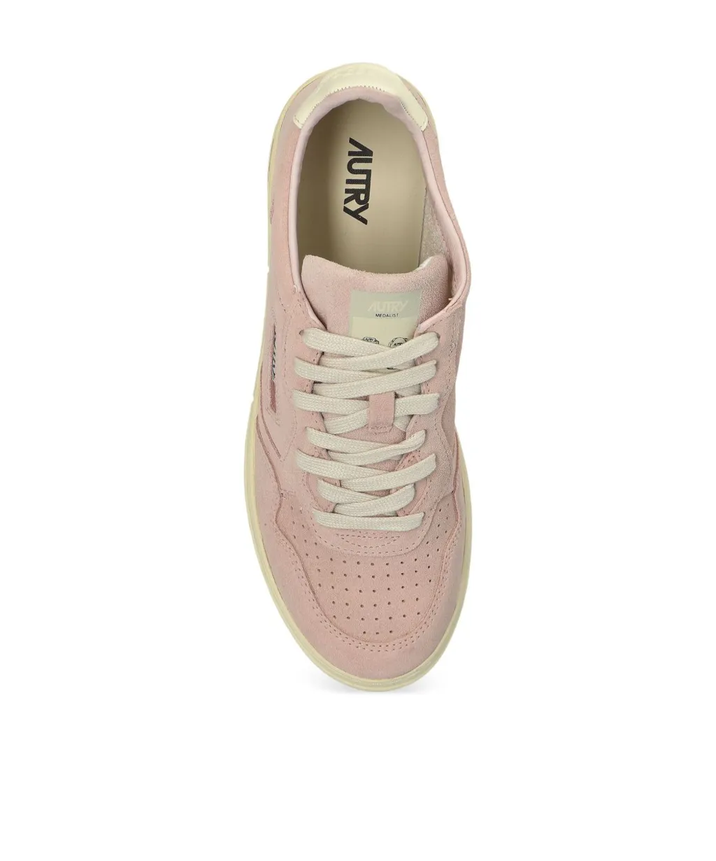 Medalist Sneakers