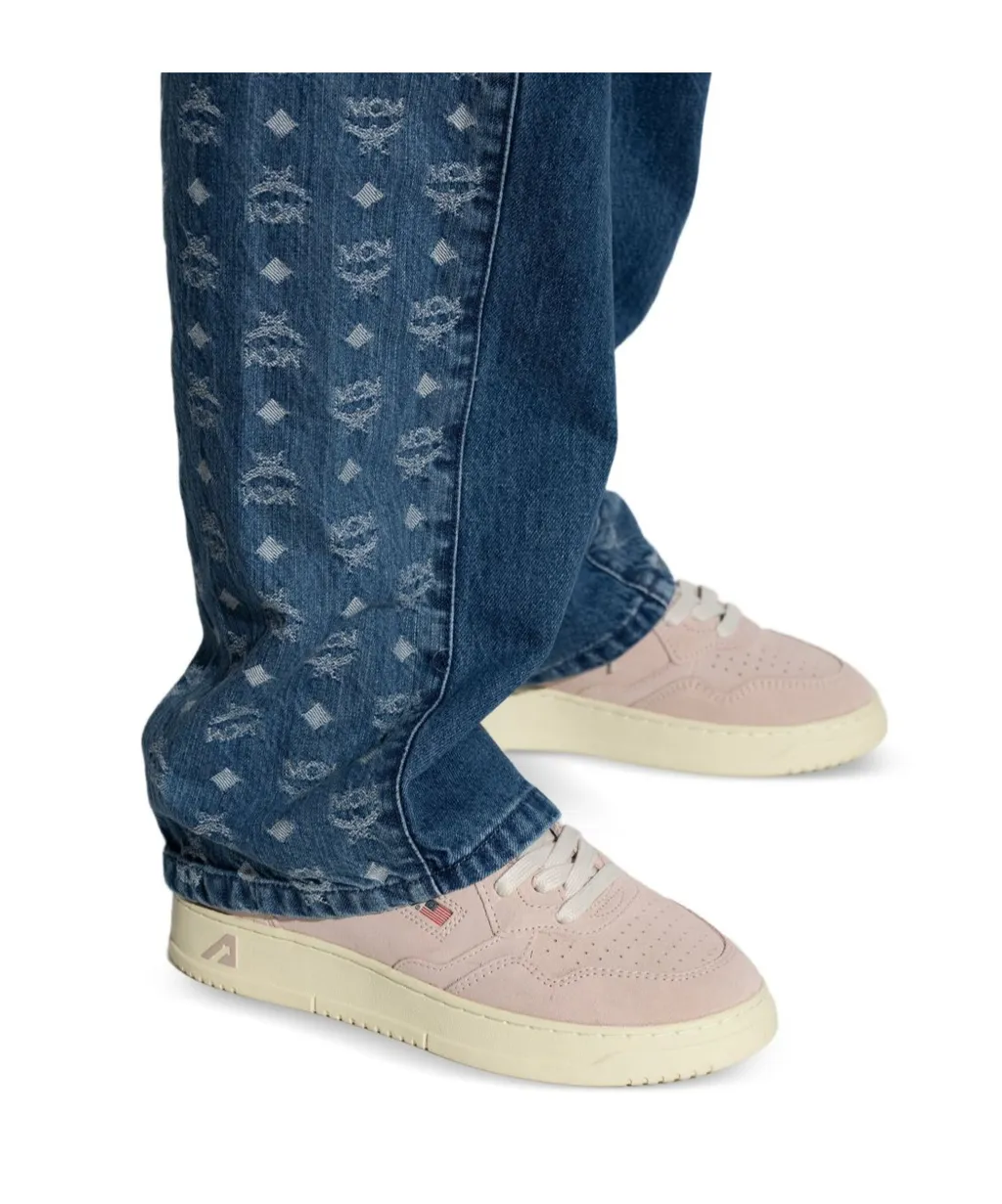 Medalist Sneakers