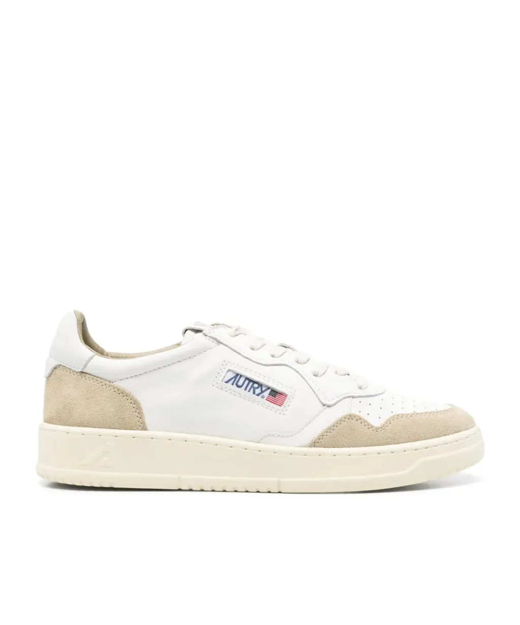 Medalist Low Lace-Up Sneakers