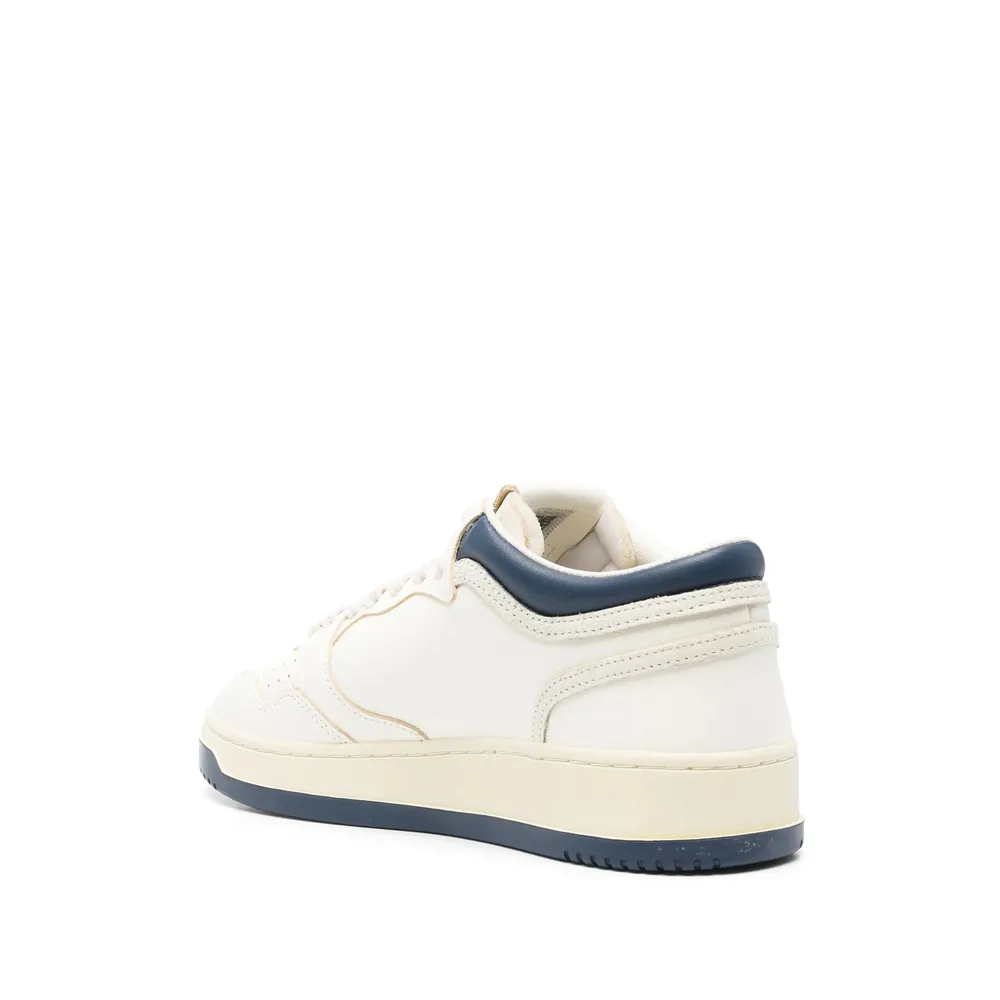 Med-Way Mid Sneakers