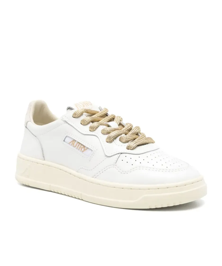 Medalist Low-Top Sneakers