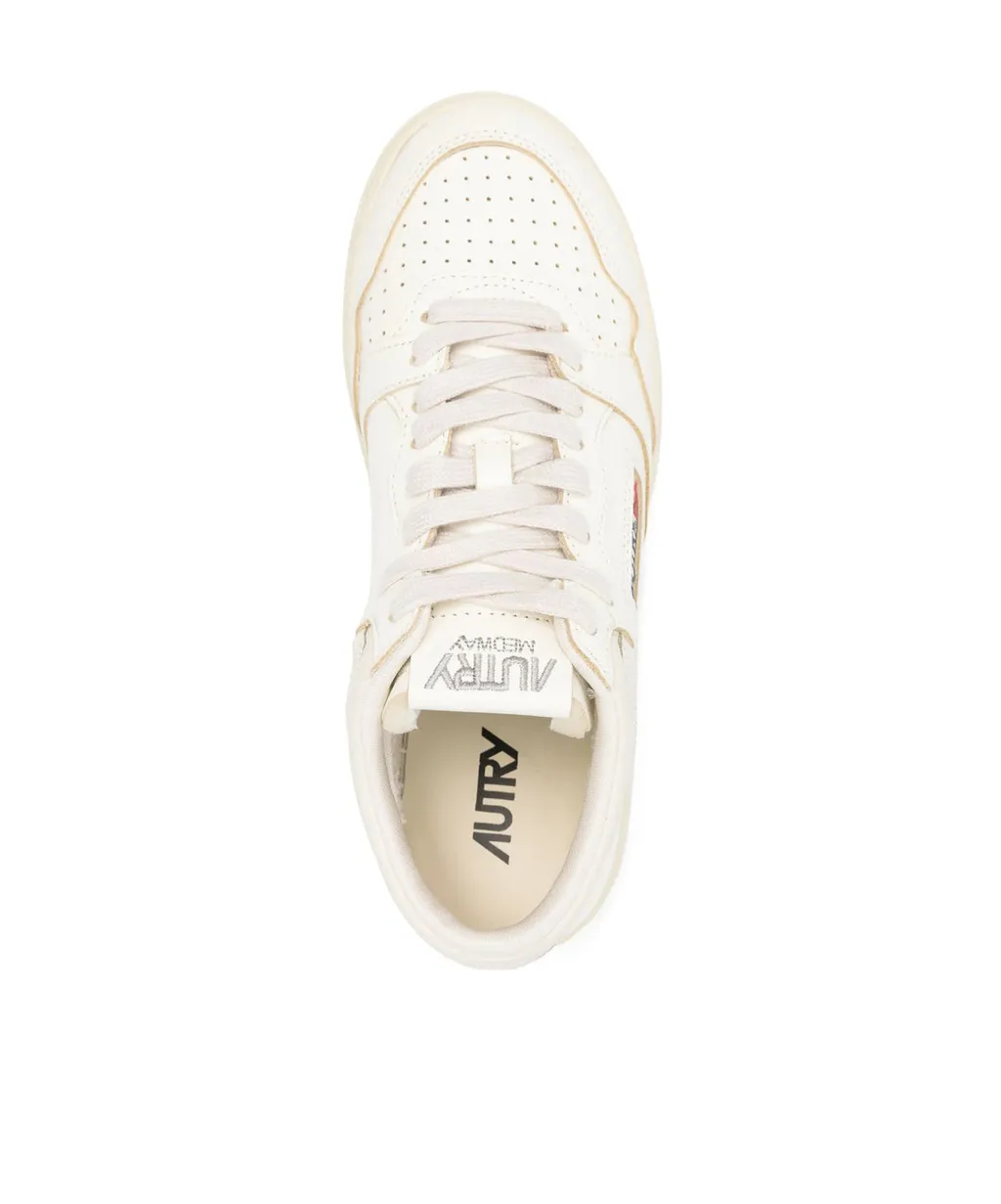 Medalist Low Sneakers