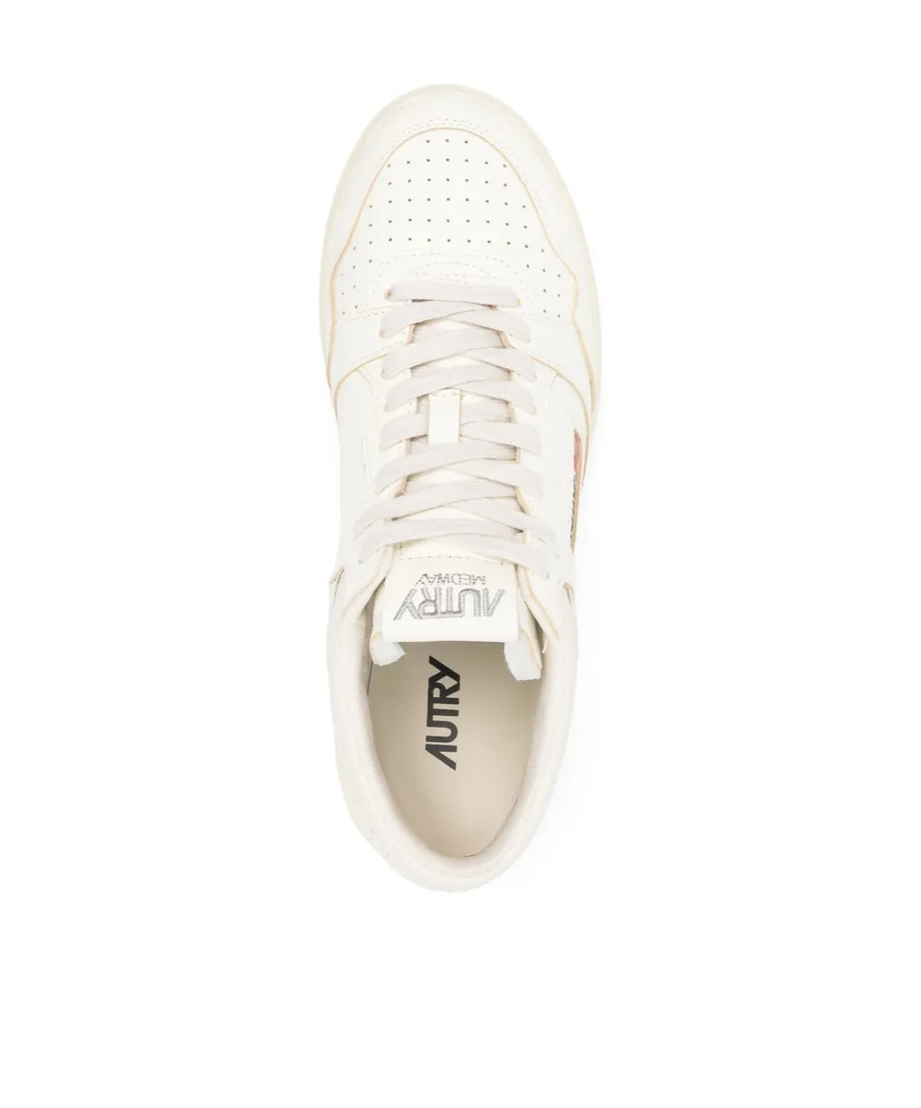 Medalist Low Sneakers
